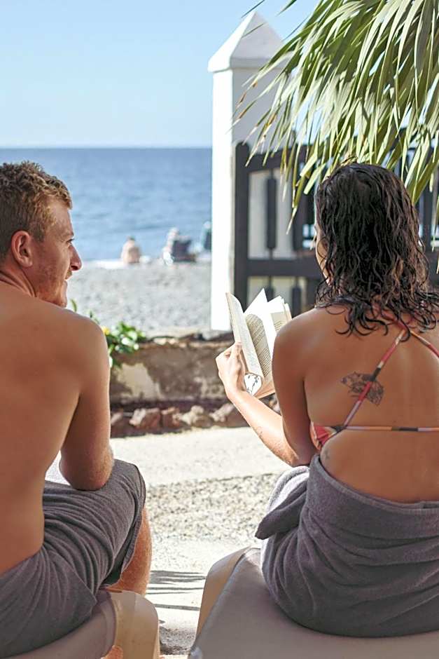 Bungalows Side Shore