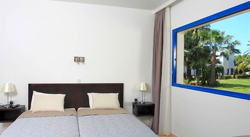 MarisMare Apartments