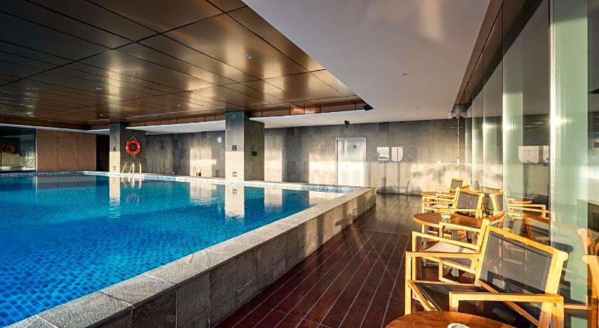 Oakwood Hotel & Residence Surabaya