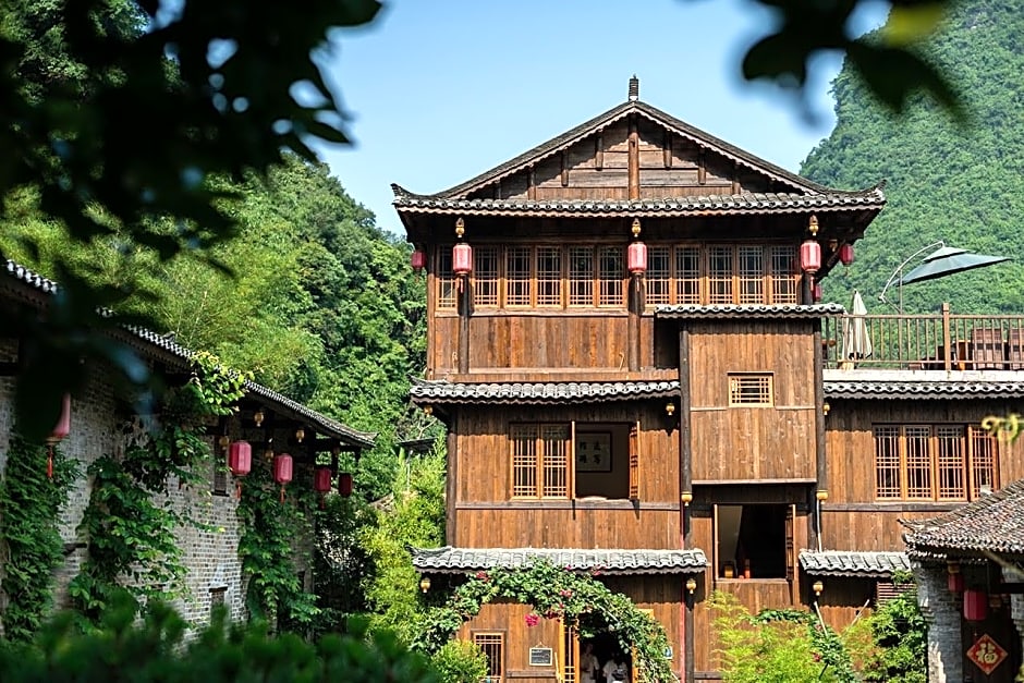 Yangshuo Ancient Garden Boutique Hotel-Free pick up from Airport or TS for 4 nights or more