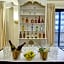 The Roger Smith Hotel