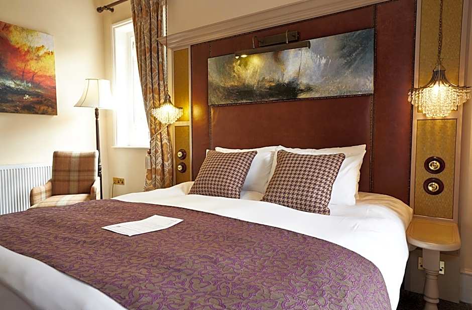 Ryde Castle by Greene King Inns