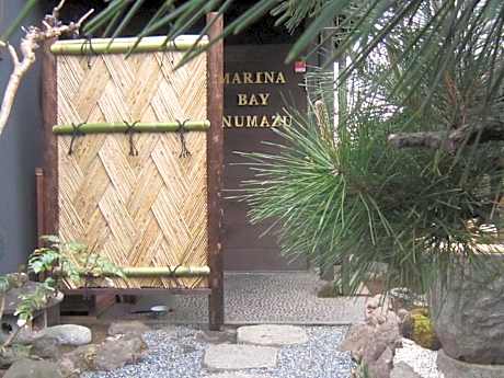 Standard Twin Room with Sea View