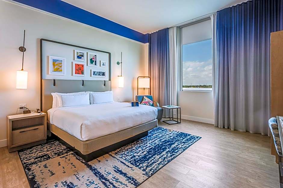 Serena Hotel Aventura, Tapestry Collection By Hilton