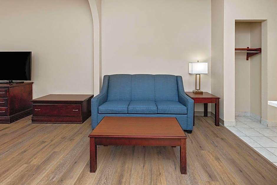 Baymont by Wyndham Houston TX