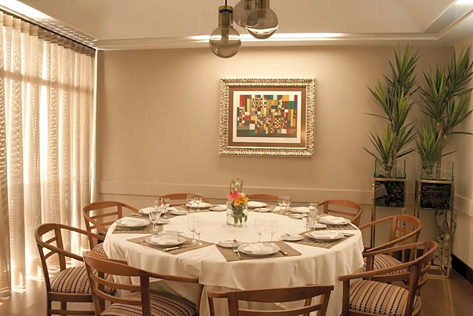 Hotel Rainha D. Amélia, Arts & Leisure