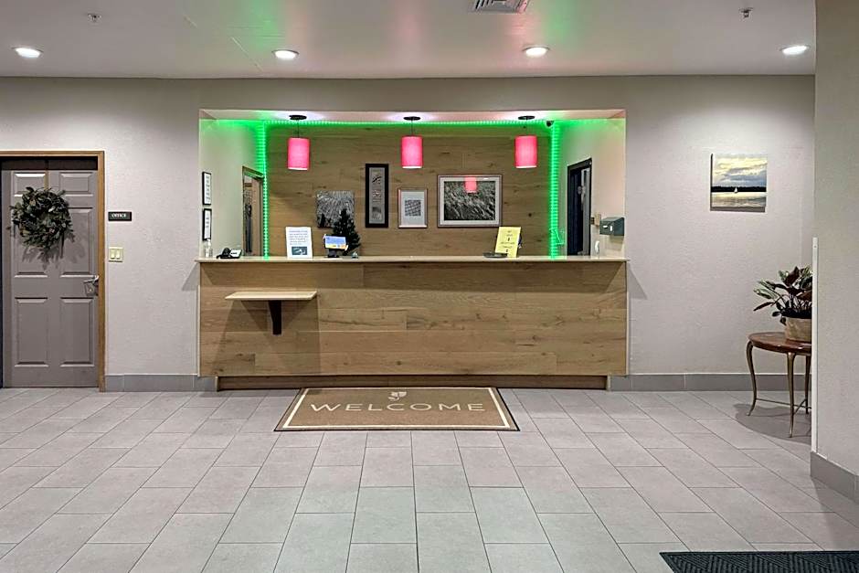 Country Inn & Suites by Radisson, Elgin, IL