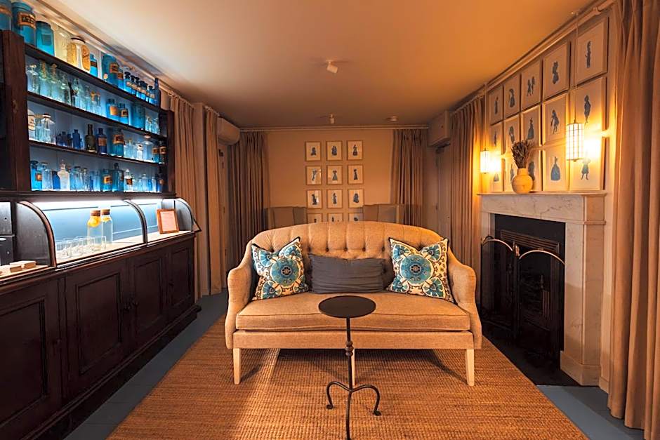 No 15 by GuestHouse, Bath