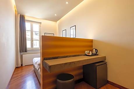 Double Room with French Bed