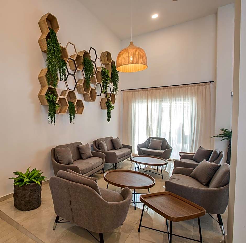 Bohemian Gardens Hotel