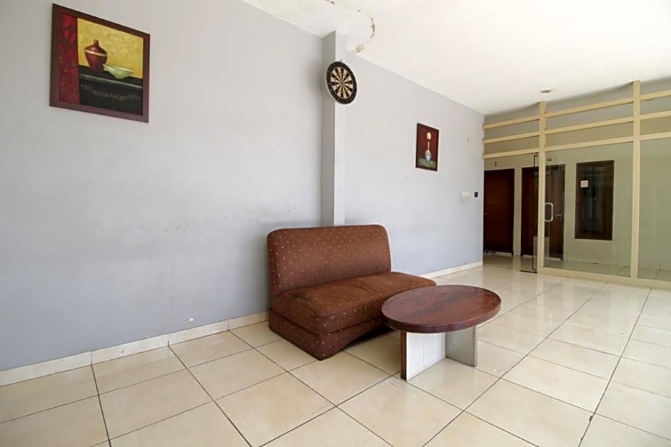 RedDoorz @ Pangeran Antasari 2