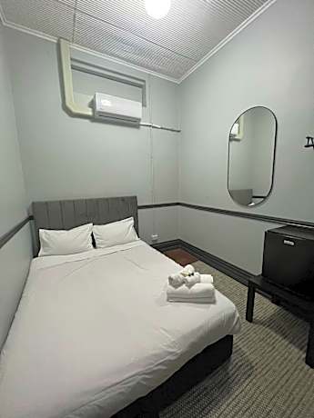 Queen Room with Shared Bathroom