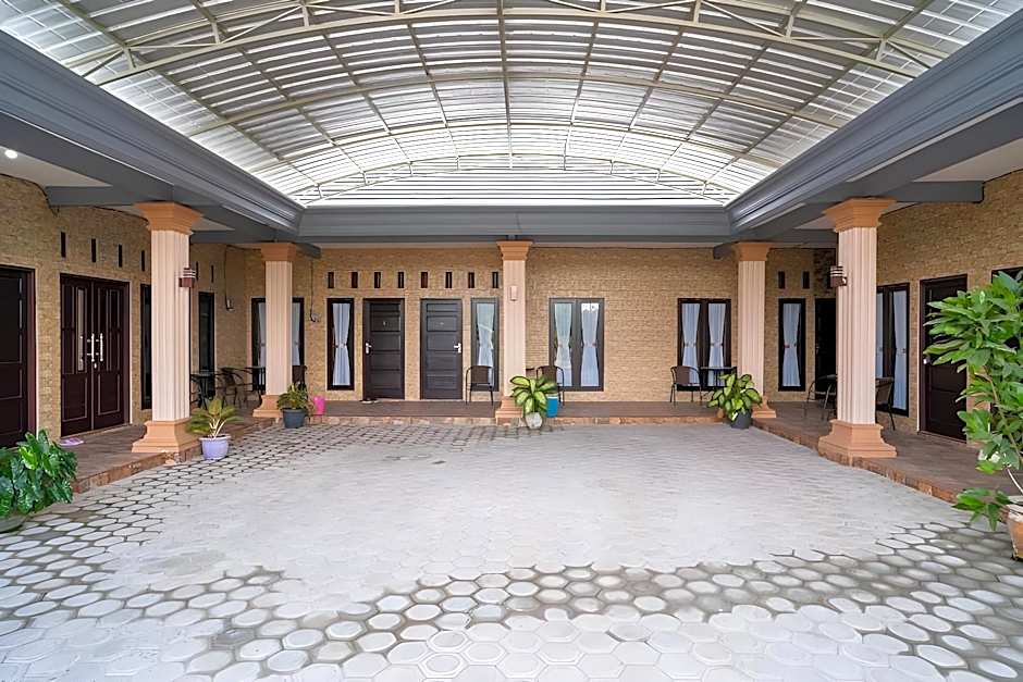 Wisma Az Zahra by Reddoorz – Palangkaraya, OK