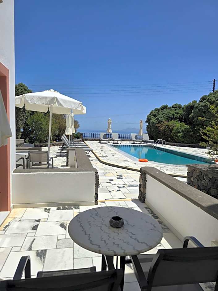 Anthonas Apartments
