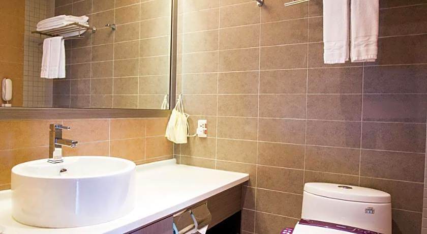 Naruwan Garden Hotel