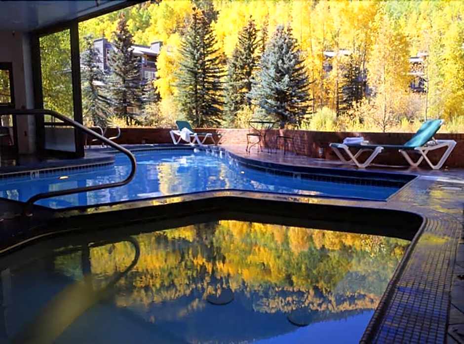 Ice House Suites and Condominiums