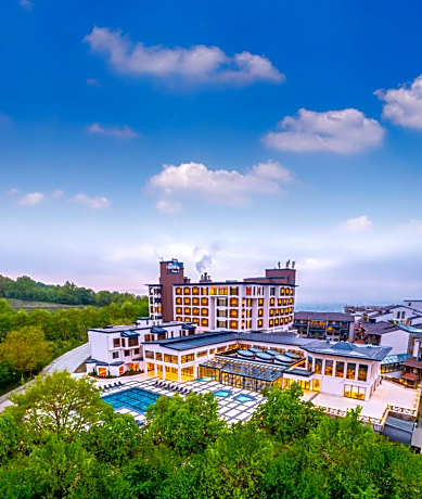 Narven Wellness & Thermal Hotel