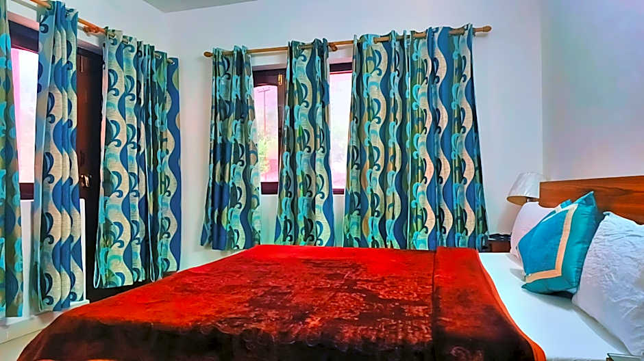 Dev Cottage and Homestay