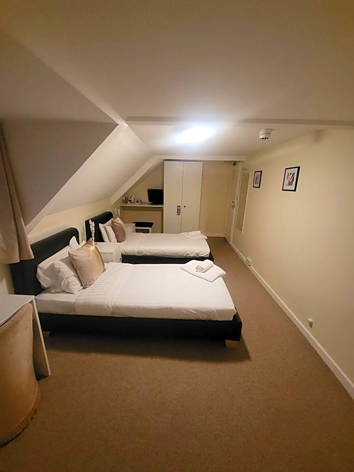 The Old Bank House Hotel