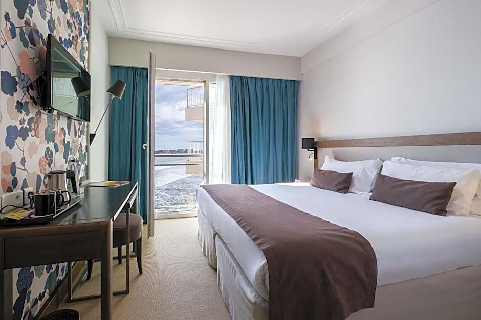 Hotel Les Roches Noires