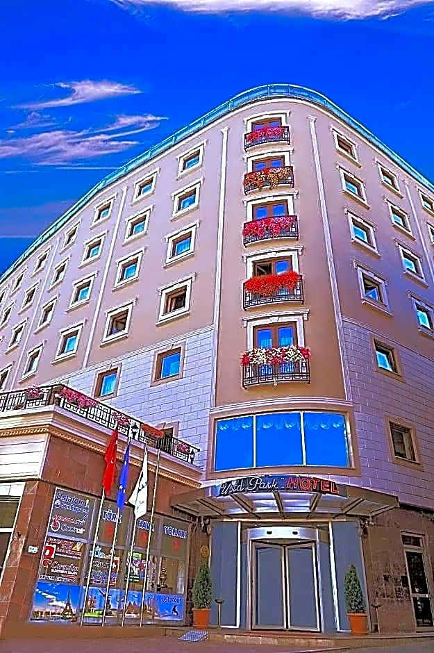 Usta Park Hotel