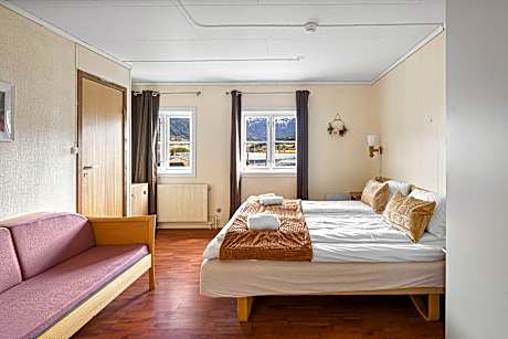 Triple Room - 1 Double Bed and 1 Single Bed