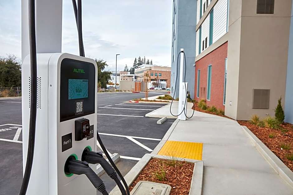 Home2 Suites By Hilton Sacramento At Csus