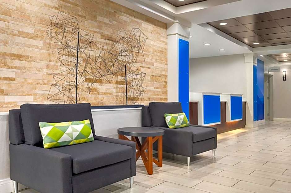 Holiday Inn Express Hotel & Suites Atlanta-Cumming By IHG