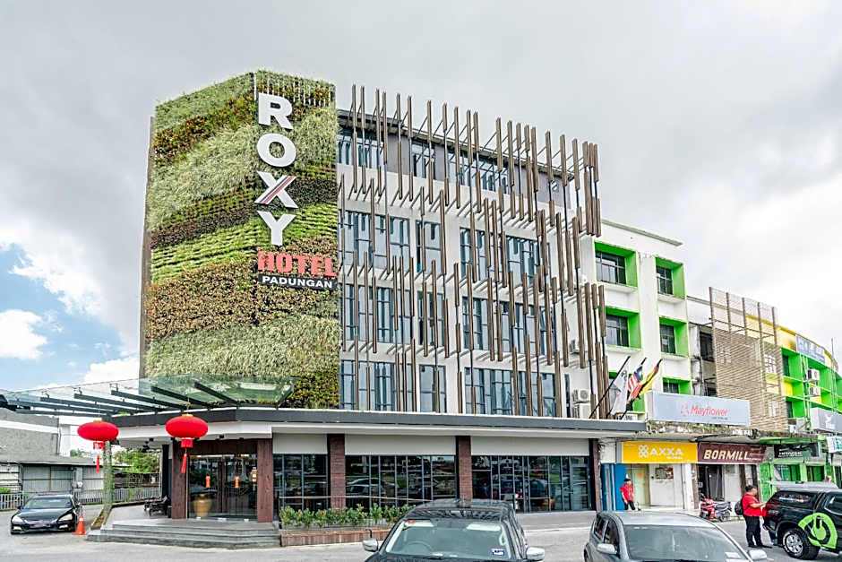 Roxy Hotel Padungan