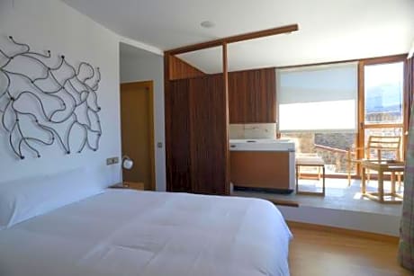 Double Room with Spa Bath