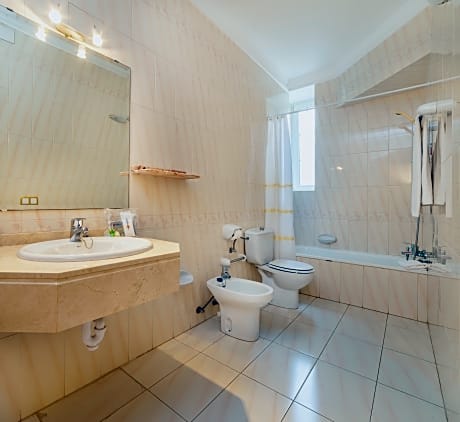 DOUBLE SINGLE USE STANDARD