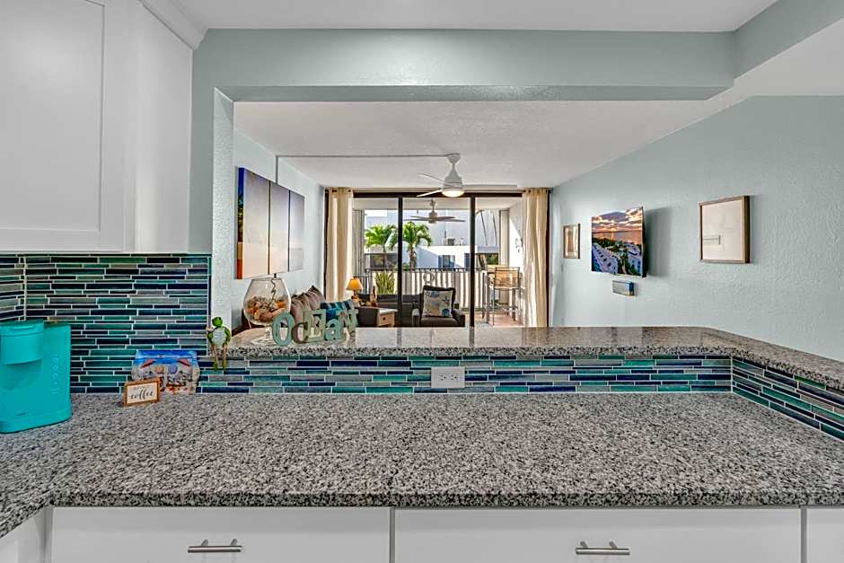 2BR in Key largo w pool and sunset views