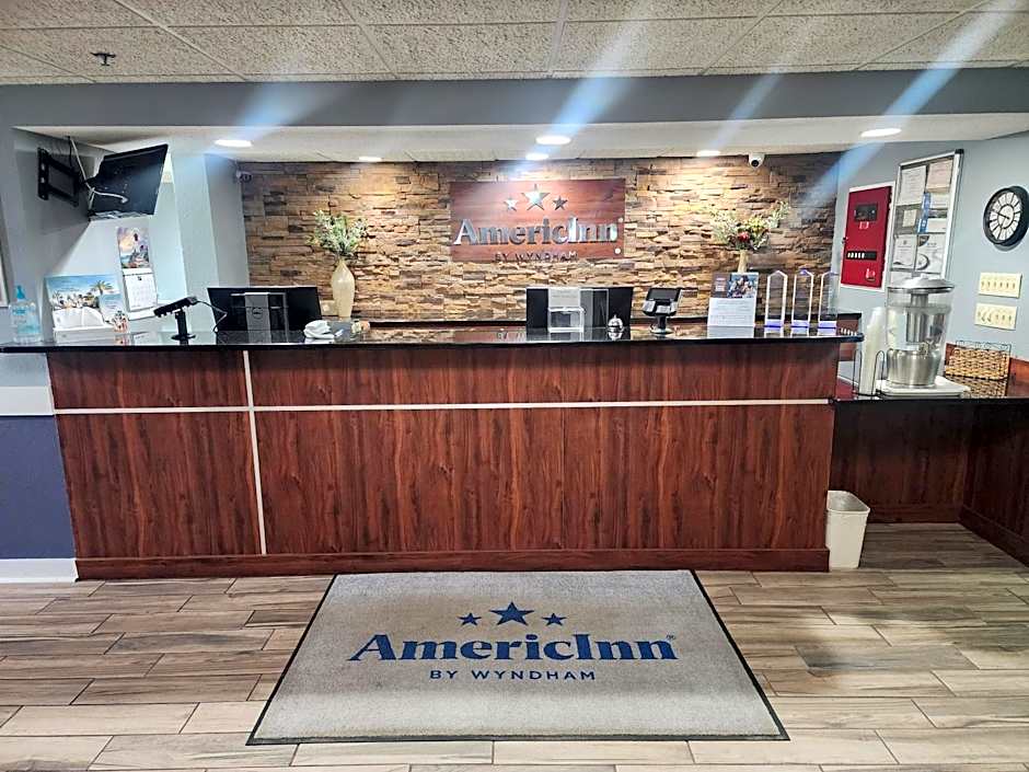 AmericInn by Wyndham Austin