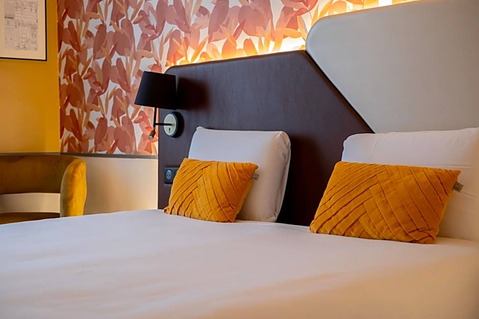 Kyriad Paris 10 - Canal Saint Martin - République