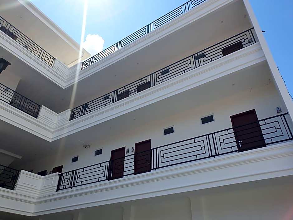 OYO 90536 Wenasia Residence – Manado, CA