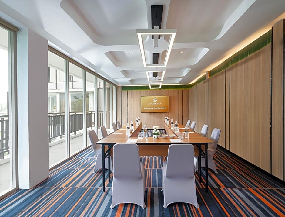 Golden Hill by Golden Tulip