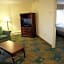 La Quinta Inn & Suites by Wyndham Boston Somerville