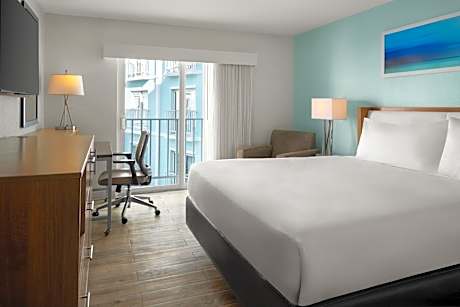 King Room with Island View