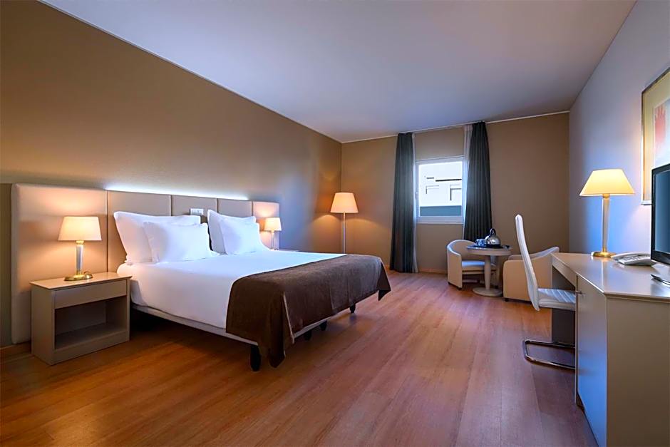 Photo 1 of 4 of Premium 1 Double Bed