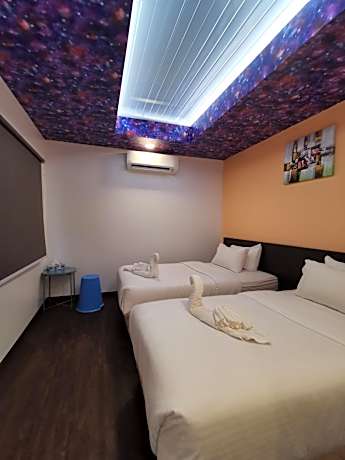 Deluxe Suite