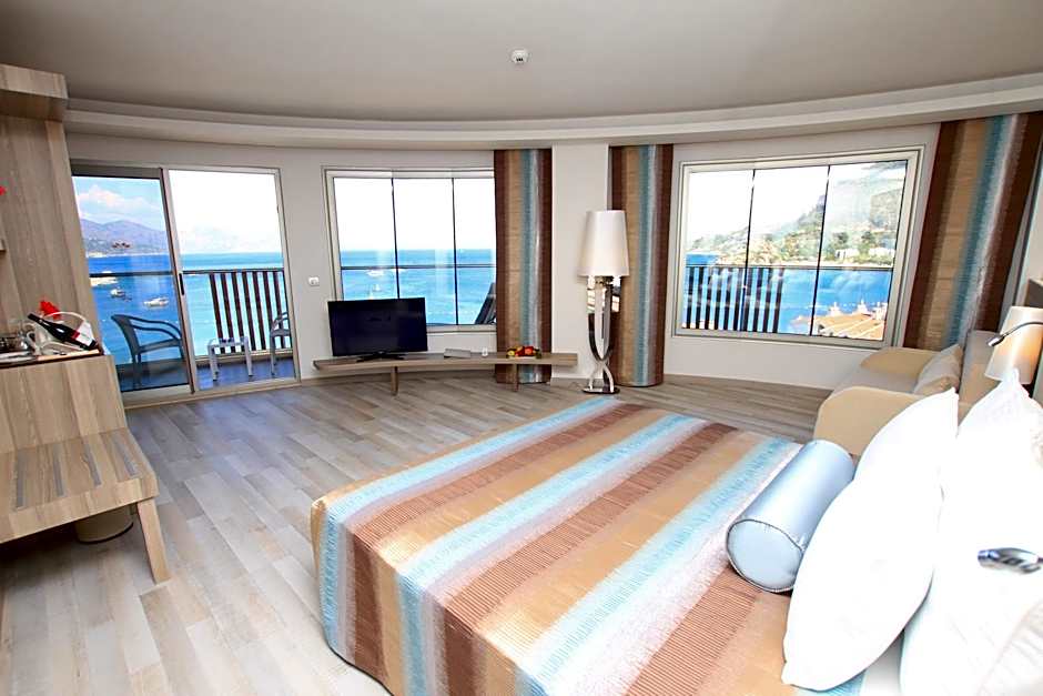 Turunc Premium Hotel