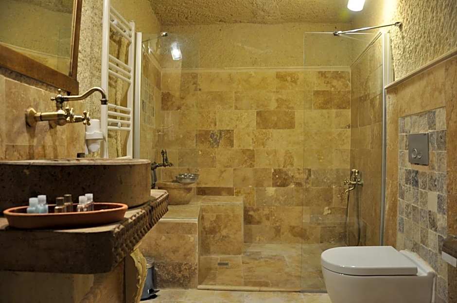 Çavuşin Cave House-Cappadocia