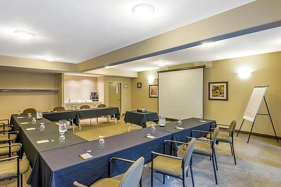 Super 8 by Wyndham Windsor NS