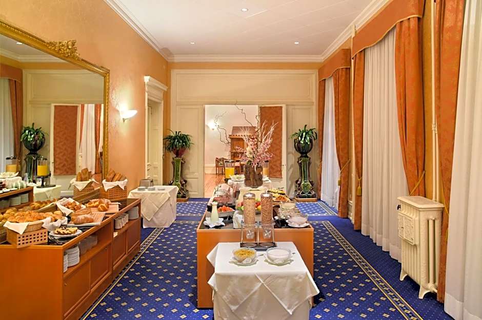 Golf Hotel René Capt