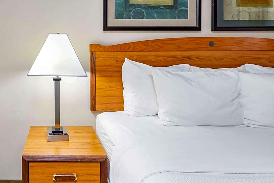 La Quinta Inn & Suites by Wyndham El Paso East