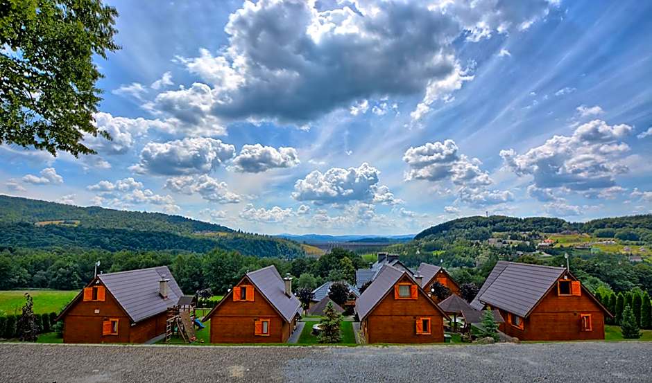 Jaworina- Apartamenty, Domki i Pokoje