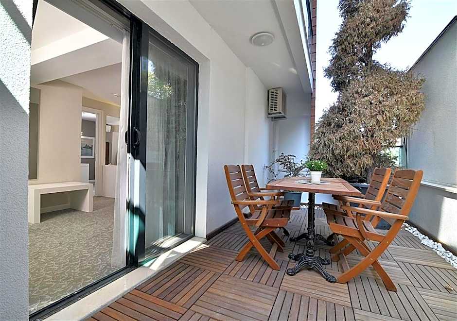 Güvenay Business Hotel