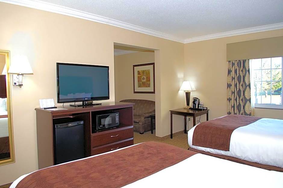 Rock Island Inn & Suites