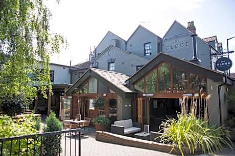The Globe, Warwick, Warwickshire - Brunning & Price