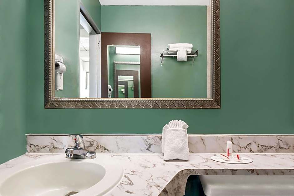 Super 8 by Wyndham St. Augustine